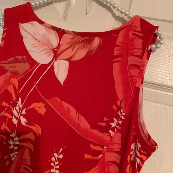 Red Tropical print Sleeveless Dress - Picture 6 of 11